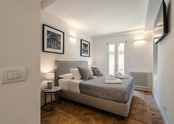 Apartment Cs Spanish Steps Boutique Rom
